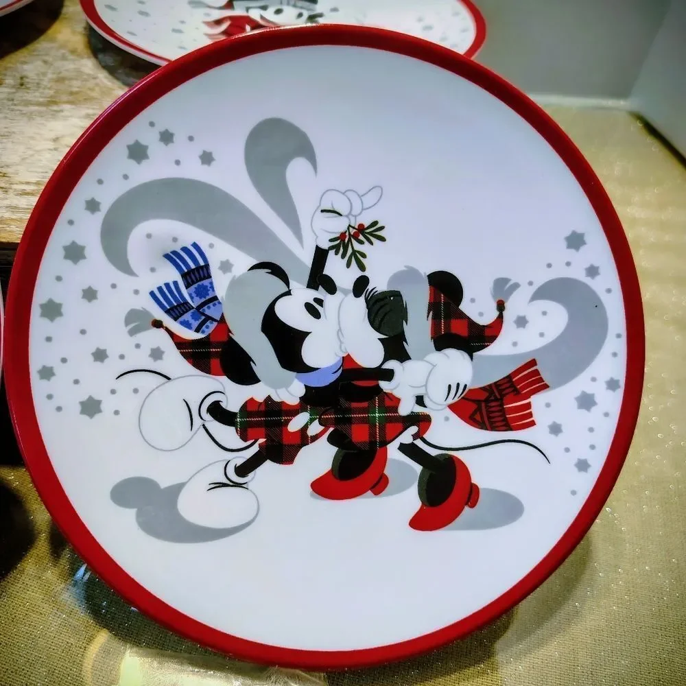 Disney  Melamine Mickey plates Set Of 8. C8